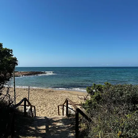 Beachstudio Monolocale Fronte Mare A Rosamarina Tatil Evi *