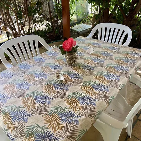 Beachstudio Monolocale Fronte Mare A Rosamarina Holiday home Rosa Marina