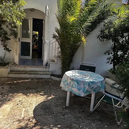 Holiday home Beachstudio Monolocale Fronte Mare A Rosamarina *