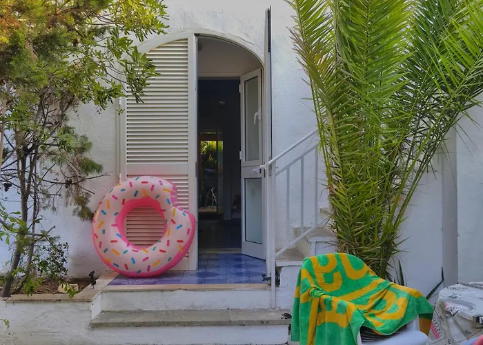 Beachstudio Monolocale Fronte Mare A Rosamarina Tatil Evi Rosa Marina